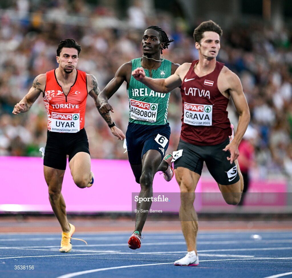 13 August 2026; Sean Aigboboh of Ireland, centre, competes in his men's 200m semi-final during day four of the European Athletics Championships 2026 at Alexander Stadium in Birmingham, England. Photo by Sam Barnes/Sportsfile