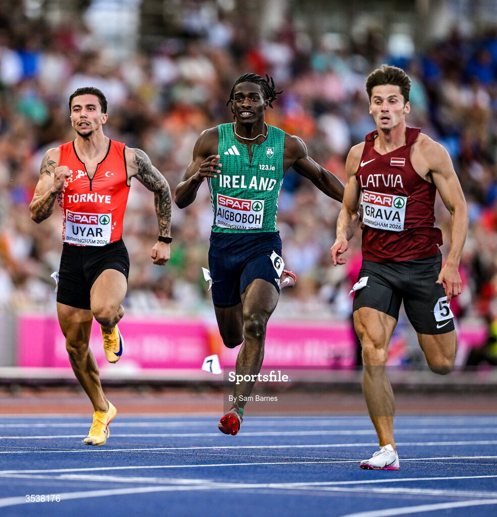 13 August 2026; Sean Aigboboh of Ireland, centre, finishes fourth in his men's 200m semi-final during day four of the European Athletics Championships 2026 at Alexander Stadium in Birmingham, England. Photo by Sam Barnes/Sportsfile
