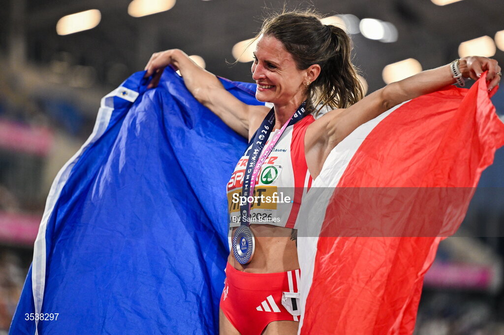 13 August 2026; Alice Finot of France celebrates finishing second and winning the silver medal after the women's 3000m steeplechase final during day four of the European Athletics Championships 2026 at Alexander Stadium in Birmingham, England. Photo by Sam Barnes/Sportsfile