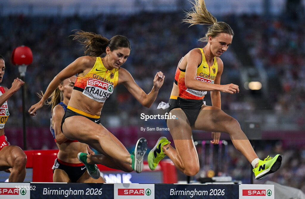 13 August 2026; Lea Meyer, right, and Gesa Felicitas Krause of Germany compete in the women's 3000m steeplechase final during day four of the European Athletics Championships 2026 at Alexander Stadium in Birmingham, England. Photo by Sam Barnes/Sportsfile