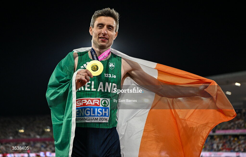 13 August 2026; Mark English of Ireland celebrates after finishing first and winning the gold medal in the men's 800m final during day four of the European Athletics Championships 2026 at Alexander Stadium in Birmingham, England. Photo by Sam Barnes/Sportsfile