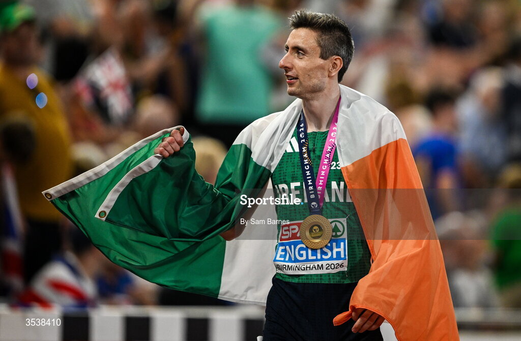 13 August 2026; Mark English of Ireland celebrates after finishing first and winning the gold medal in the men's 800m final during day four of the European Athletics Championships 2026 at Alexander Stadium in Birmingham, England. Photo by Sam Barnes/Sportsfile