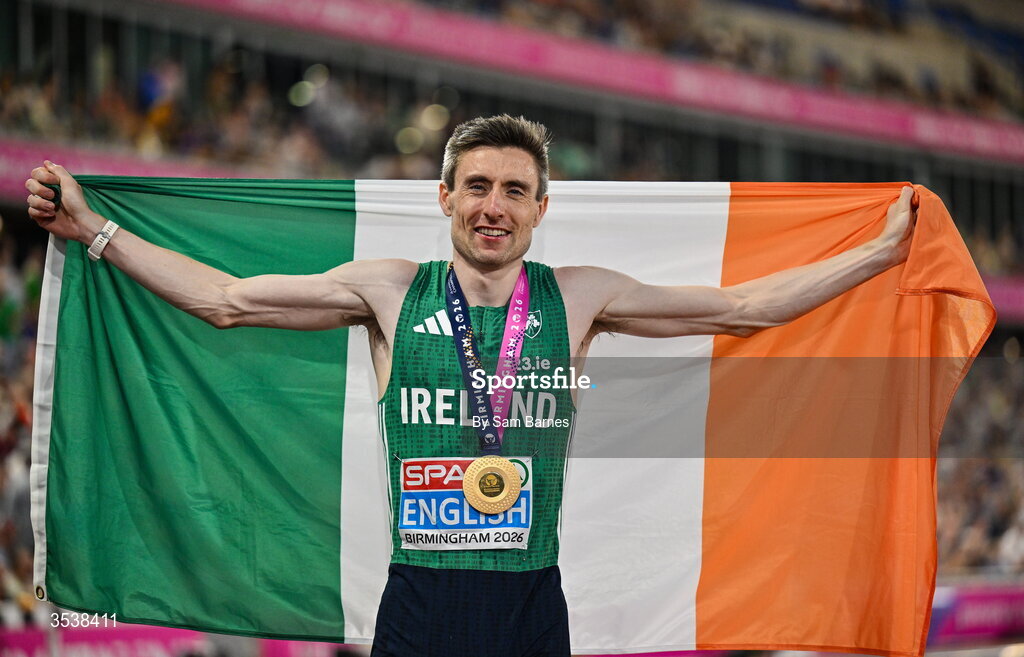 13 August 2026; Mark English of Ireland celebrates after finishing first and winning the gold medal in the men's 800m final during day four of the European Athletics Championships 2026 at Alexander Stadium in Birmingham, England. Photo by Sam Barnes/Sportsfile
