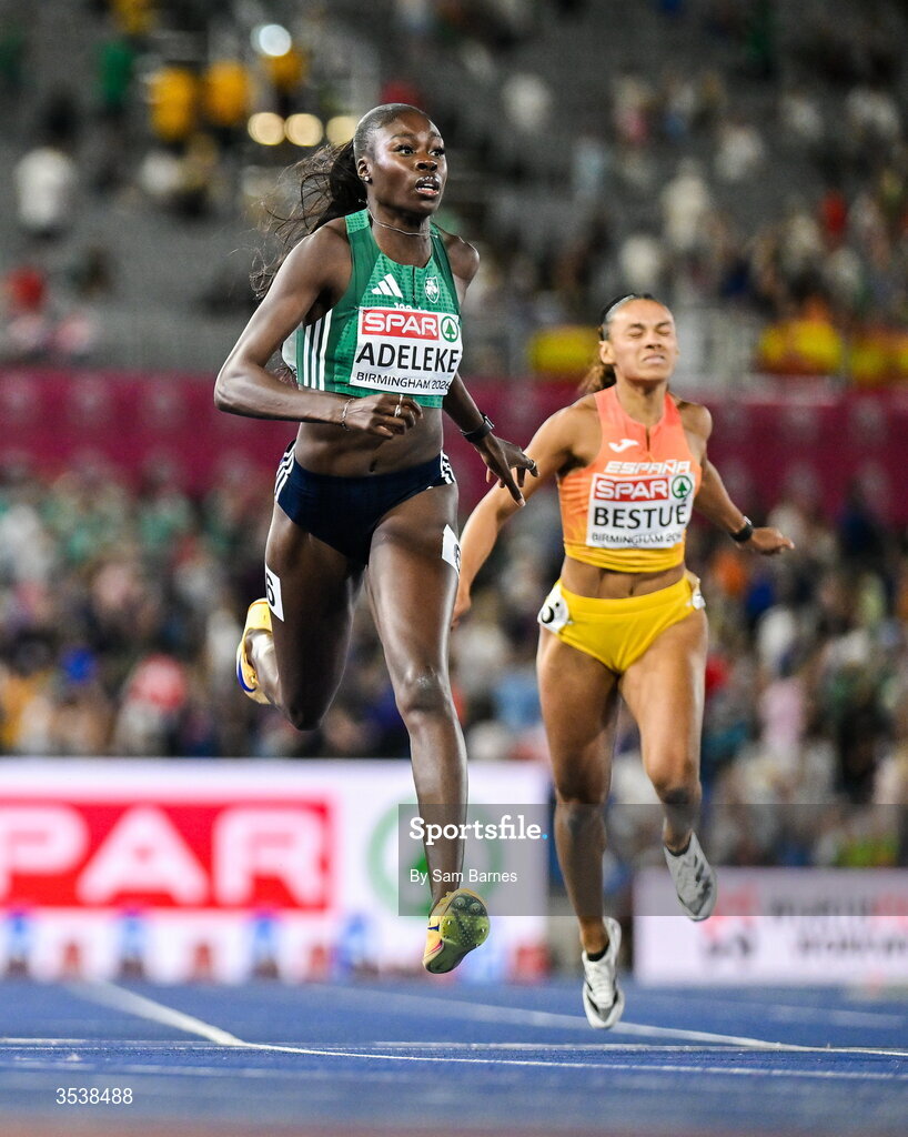 13 August 2026; Rhasidat Adeleke of Ireland on her way to finishing second and winning the silver medal in the women's 200m final during day four of the European Athletics Championships 2026 at Alexander Stadium in Birmingham, England. Photo by Sam Barnes/Sportsfile