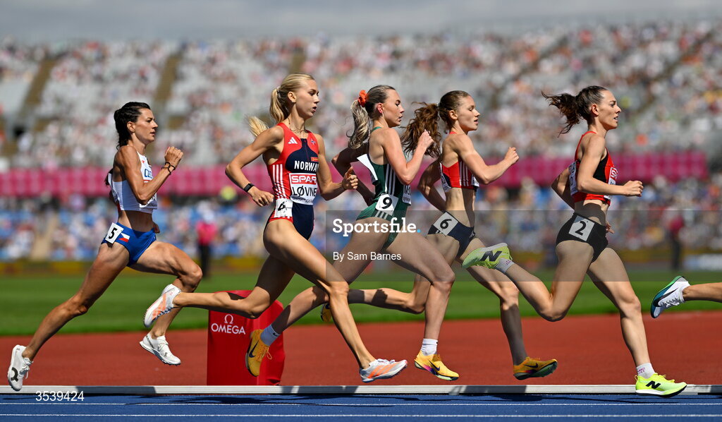 15 August 2026; Jodie McCann of Ireland competes in round 1 of the women's 1500m during day six of the European Athletics Championships 2026 at Alexander Stadium in Birmingham, England. Photo by Sam Barnes/Sportsfile