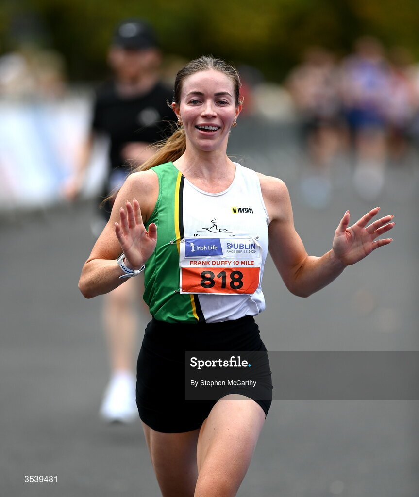15 August 2026; Sarah Diamond of Kilcoole AC on her way to taking second place in the 2026 Irish Life Frank Duffy 10 Mile, in the Phoenix Park, Dublin. Thousands of runners took part in the sold out Irish Life Frank Duffy 10 Mile, the second event in the 2026 Irish Life Dublin Race Series. Photo by Stephen McCarthy/Sportsfile