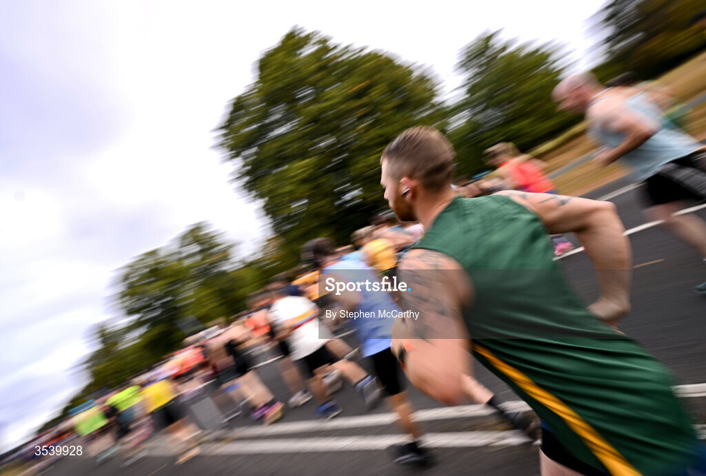 15 August 2026; A general view during the 2026 Irish Life Frank Duffy 10 Mile, in the Phoenix Park, Dublin. Thousands of runners took part in the sold out Irish Life Frank Duffy 10 Mile, the second event in the 2026 Irish Life Dublin Race Series. Photo by Stephen McCarthy/Sportsfile