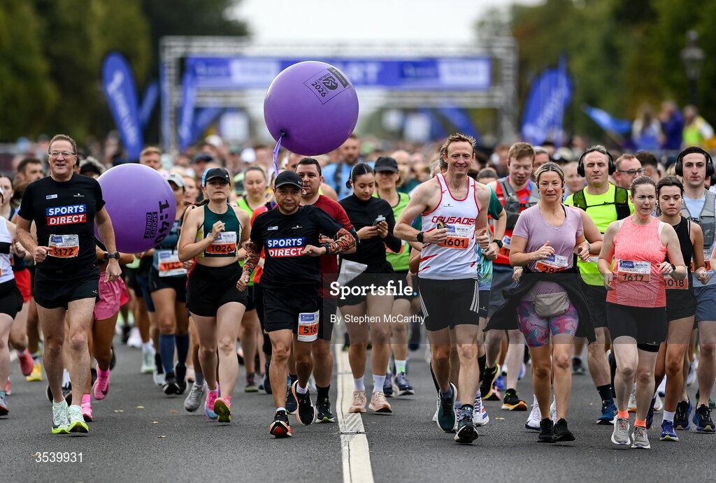 15 August 2026; Athletes and pacers during the 2026 Irish Life Frank Duffy 10 Mile, in the Phoenix Park, Dublin. Thousands of runners took part in the sold out Irish Life Frank Duffy 10 Mile, the second event in the 2026 Irish Life Dublin Race Series. Photo by Stephen McCarthy/Sportsfile