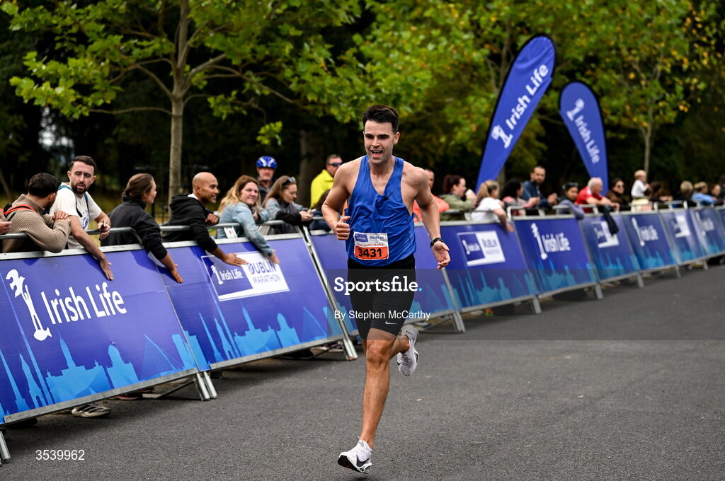 15 August 2026; David Van Buren from Wicklow during the 2026 Irish Life Frank Duffy 10 Mile, in the Phoenix Park, Dublin. Thousands of runners took part in the sold out Irish Life Frank Duffy 10 Mile, the second event in the 2026 Irish Life Dublin Race Series. Photo by Stephen McCarthy/Sportsfile