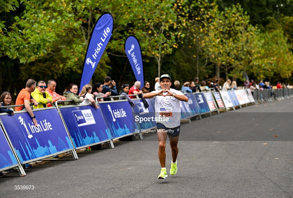 15 August 2026; Stivens Sanchez during the 2026 Irish Life Frank Duffy 10 Mile, in the Phoenix Park, Dublin. Thousands of runners took part in the sold out Irish Life Frank Duffy 10 Mile, the second event in the 2026 Irish Life Dublin Race Series. Photo by Stephen McCarthy/Sportsfile