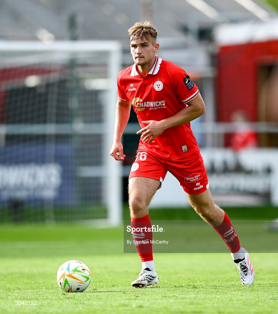 9 August 2026; Odhrán Casey of Shelbourne during the SSE Airtricity Men’s Premier Division match between Shelbourne and St Patrick's Athletic at Tolka Park in Dublin. Photo by Stephen McCarthy/Sportsfile