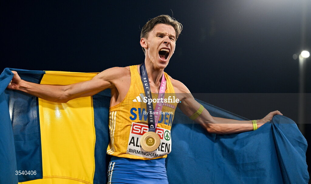15 August 2026; Andreas Almgren of Sweden celebrates with his gold medal after winning the men's 10,000m final during day six of the European Athletics Championships 2026 at Alexander Stadium in Birmingham, England. Photo by Sam Barnes/Sportsfile