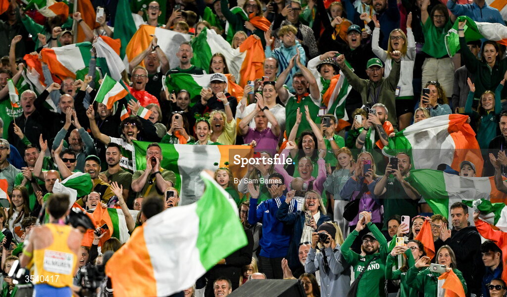 15 August 2026; Supporters celebrate with Andrew Coscoran of Ireland after his third place finish in the men’s 1500m final during day six of the European Athletics Championships 2026 at Alexander Stadium in Birmingham, England. Photo by Sam Barnes/Sportsfile