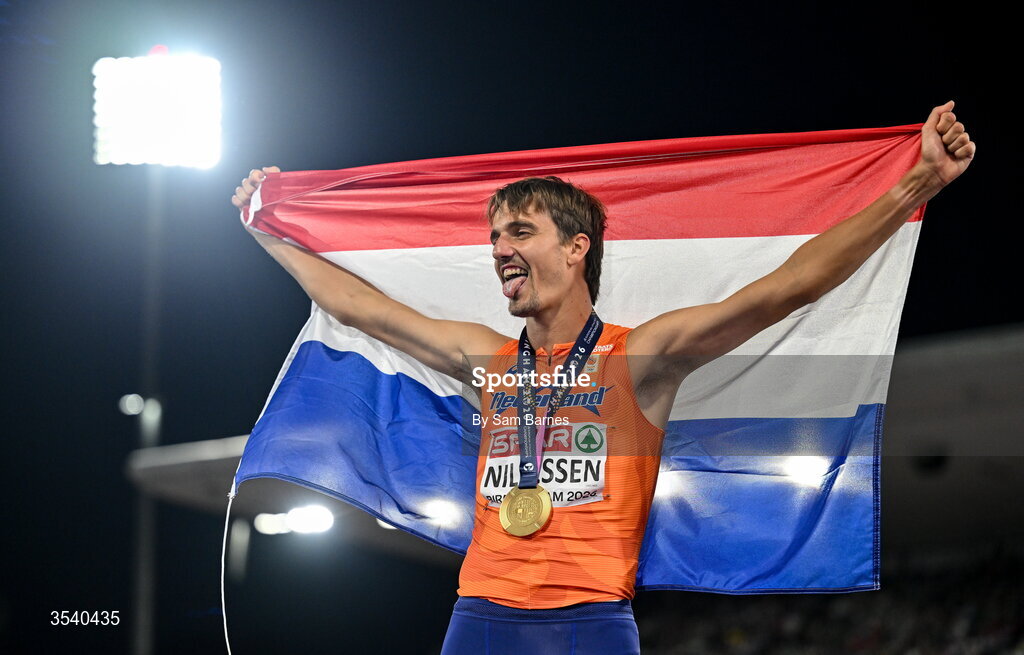 15 August 2026; Stefan Nillessen of Netherlands celebrates with his gold medal after the men's 1500m final during day six of the European Athletics Championships 2026 at Alexander Stadium in Birmingham, England. Photo by Sam Barnes/Sportsfile