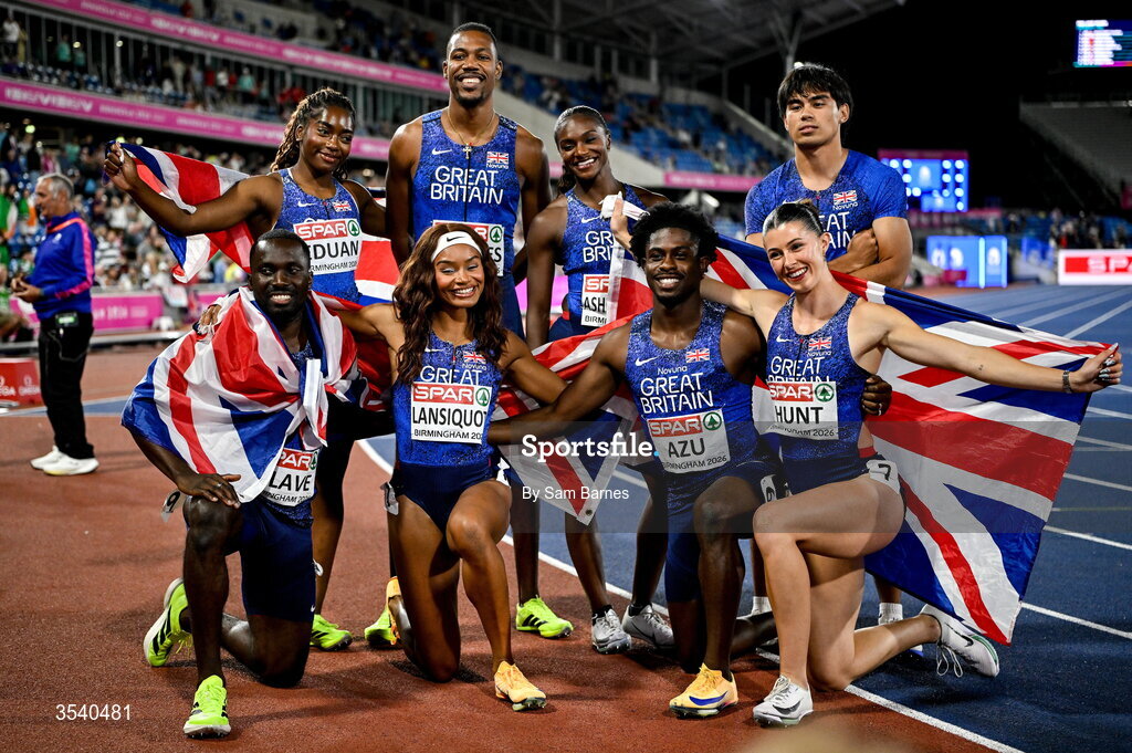 15 August 2026; The winning Great Britain and Northern Ireland men and women's 4x100m teams on day six of the European Athletics Championships 2026 at Alexander Stadium in Birmingham, England. Photo by Sam Barnes/Sportsfile Photo by Sam Barnes/Sportsfile