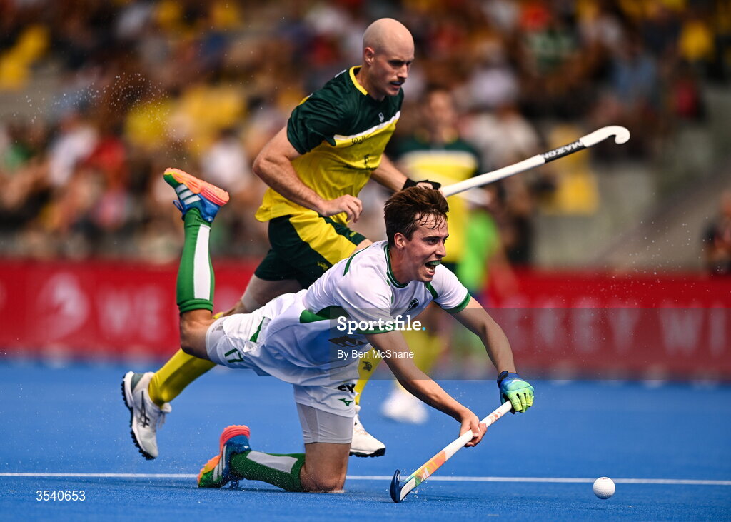 16 August 2026; Sean Murray of Ireland in action against Jack Welch of Australia during the FIH Men's Hockey World Cup 2026 Pool C match between Ireland and Australia at the Belfius Hockey Arena in Wavre, Belgium. Photo by Ben McShane/Sportsfile
