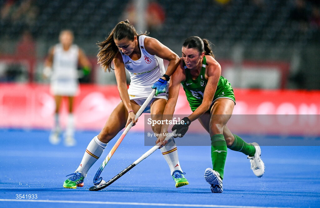 16 August 2026; Laura Bosch of Spain in action against Emily Kealy of Ireland during the FIH Women's Hockey World Cup 2026 Pool C match between Ireland and Spain at the Belfius Hockey Arena in Wavre, Belgium. Photo by Ben McShane/Sportsfile