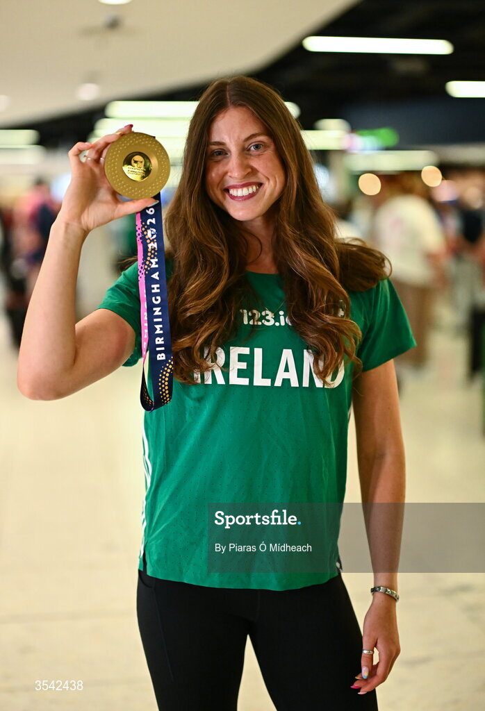 17 August 2026; Women’s heptathlon gold medalist Kate O'Connor at Dublin Airport on return from the 2026 European Athletics Championships in Birmingham, England. Photo by Piaras Ó Mídheach/Sportsfile