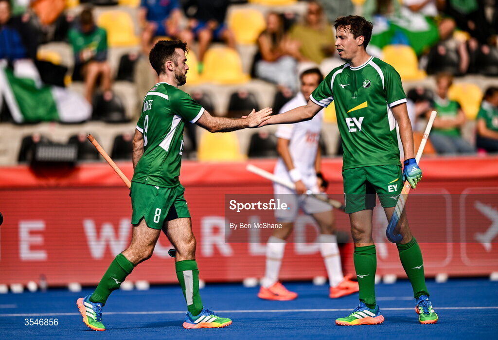 20 August 2026; John McKee, left, and Sean Murray of Ireland celebrate receiving a penalty-corner during the FIH Men's Hockey World Cup 2026 Pool C match between Ireland and Spain at the Belfius Hockey Arena in Wavre, Belgium. Photo by Ben McShane/Sportsfile