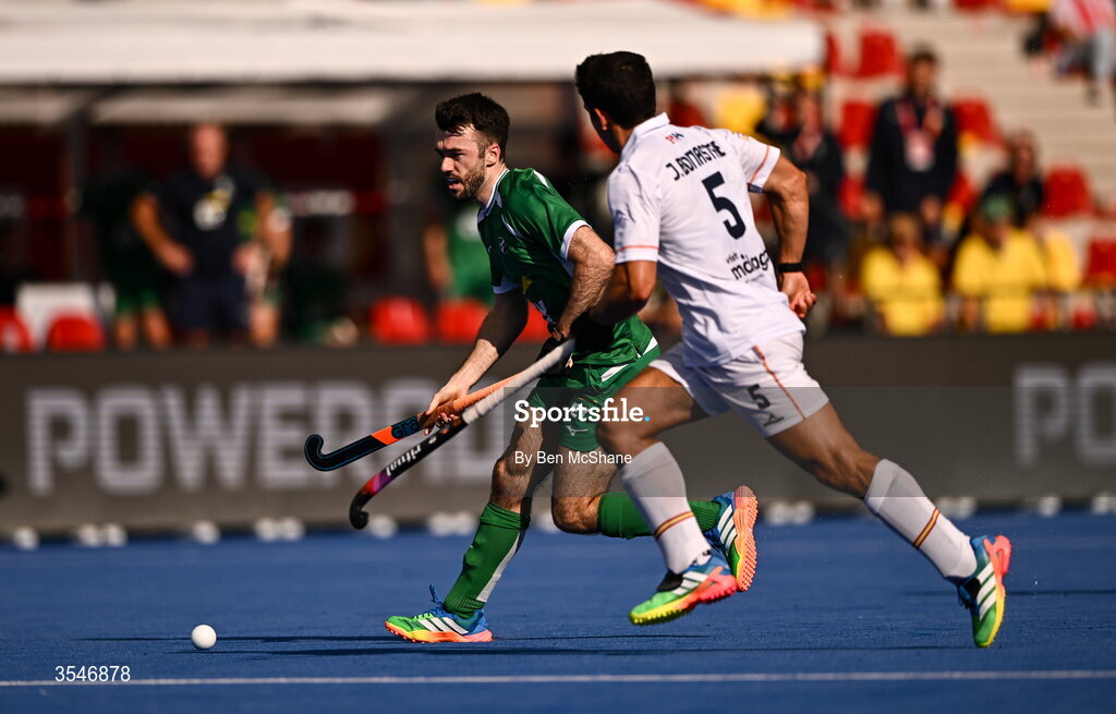 20 August 2026; Jeremy Duncan of Ireland in action against Jordi Bonastre of Spain during the FIH Men's Hockey World Cup 2026 Pool C match between Ireland and Spain at the Belfius Hockey Arena in Wavre, Belgium. Photo by Ben McShane/Sportsfile