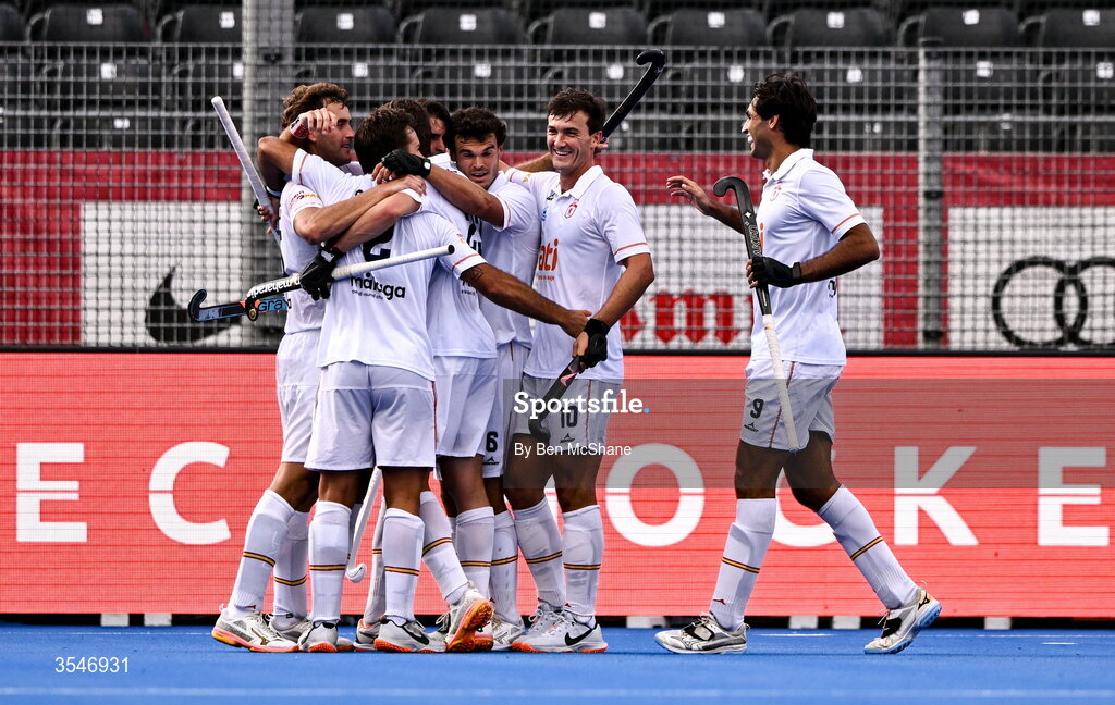 20 August 2026; Spain players celebrate after their third goal, scored by Marc Reyne, during the FIH Men's Hockey World Cup 2026 Pool C match between Ireland and Spain at the Belfius Hockey Arena in Wavre, Belgium. Photo by Ben McShane/Sportsfile