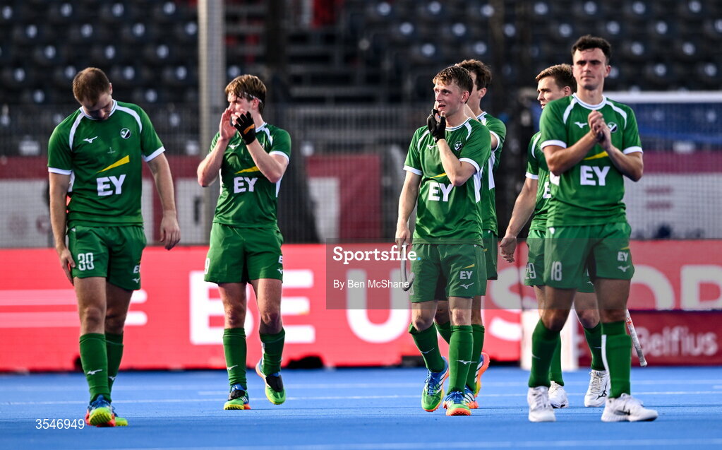 20 August 2026; Ireland players applaud to the supporters after their defeat in the FIH Men's Hockey World Cup 2026 Pool C match between Ireland and Spain at the Belfius Hockey Arena in Wavre, Belgium. Photo by Ben McShane/Sportsfile