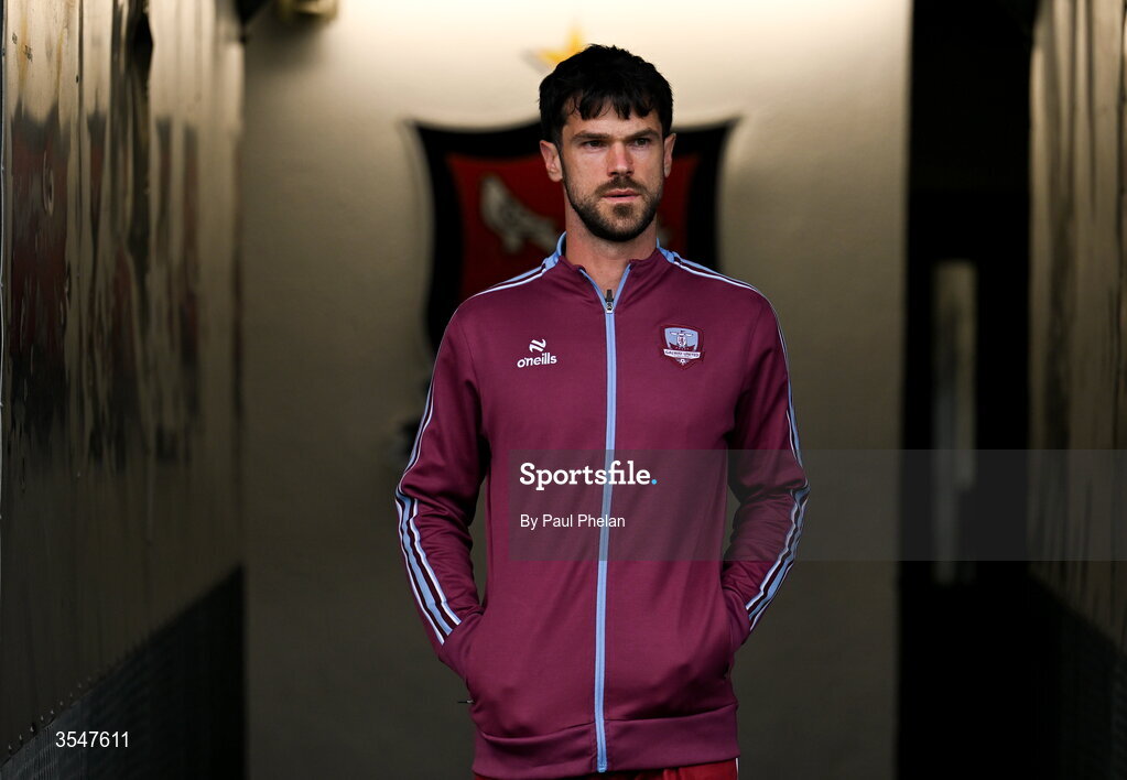 21 August 2026; Jimmy Keohane of Galway United arrives before the SSE Airtricity Men’s Premier Division match between Dundalk and Galway United at Oriel Park in Dundalk, Louth. Photo by Paul Phelan/Sportsfile