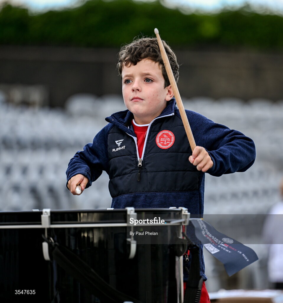 21 August 2026; Dundalk supporter Luke Sharkey, aged 9, plays the drums before the SSE Airtricity Men’s Premier Division match between Dundalk and Galway United at Oriel Park in Dundalk, Louth. Photo by Paul Phelan/Sportsfile
