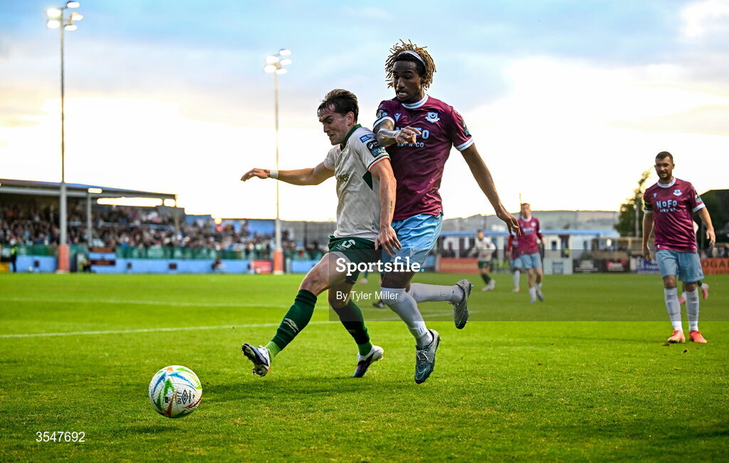21 August 2026; Anto Breslin of St Patrick's Athletic in action against Jason Bucknor of Drogheda United during the SSE Airtricity Men’s Premier Division match between Drogheda United and St Patrick's Athletic at Sullivan & Lambe Park in Drogheda, Louth. Photo by Tyler Miller/Sportsfile