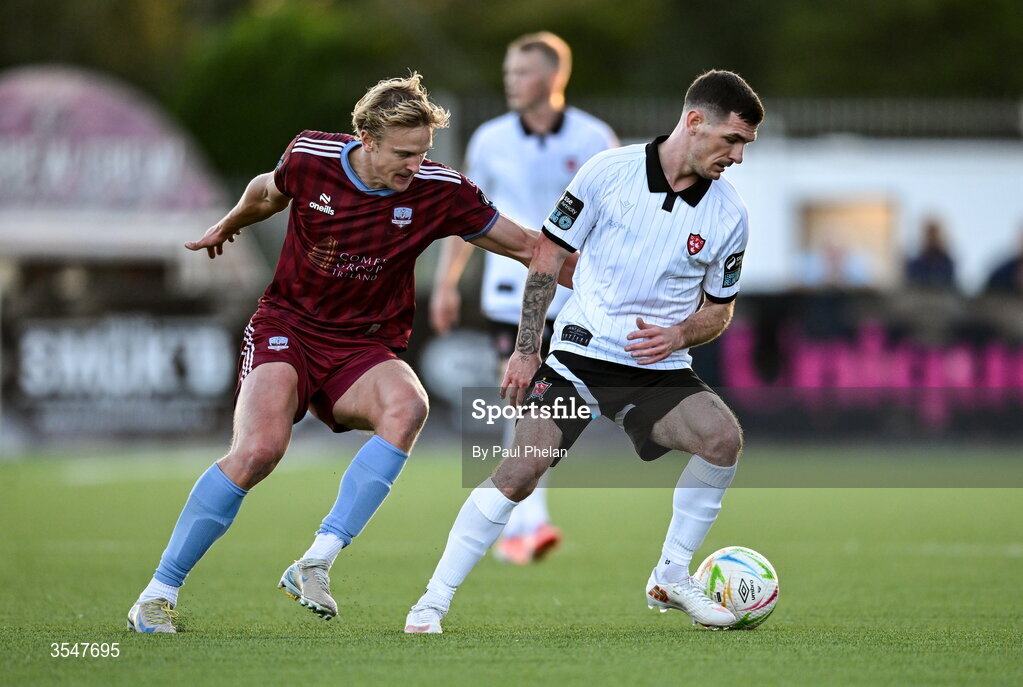 21 August 2026; Trevor Clarke of Dundalk in action against Kris Twardek of Galway United during the SSE Airtricity Men’s Premier Division match between Dundalk and Galway United at Oriel Park in Dundalk, Louth. Photo by Paul Phelan/Sportsfile