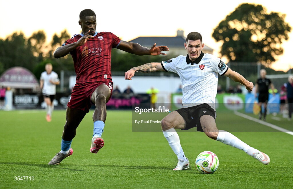 21 August 2026; Trevor Clarke of Dundalk in action against Wasiri Williams of Galway United during the SSE Airtricity Men’s Premier Division match between Dundalk and Galway United at Oriel Park in Dundalk, Louth. Photo by Paul Phelan/Sportsfile