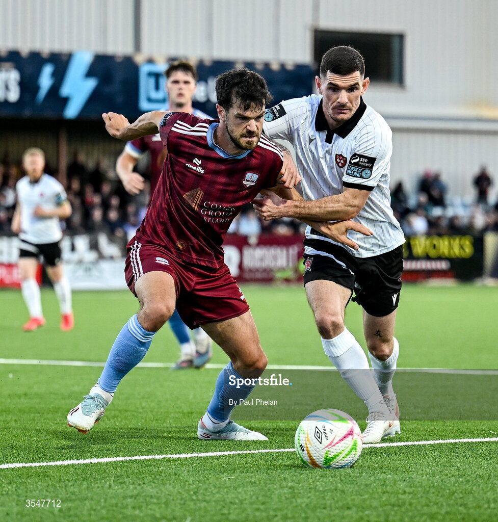 21 August 2026; Jimmy Keohane of Galway United in action against Trevor Clarke of Dundalk during the SSE Airtricity Men’s Premier Division match between Dundalk and Galway United at Oriel Park in Dundalk, Louth. Photo by Paul Phelan/Sportsfile