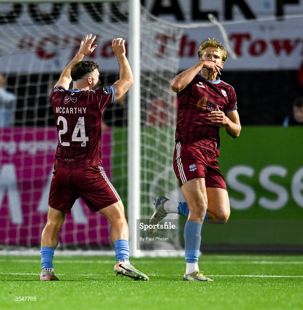 21 August 2026; Kris Twardek of Galway United celebrates after scoring his side's second goal during the SSE Airtricity Men’s Premier Division match between Dundalk and Galway United at Oriel Park in Dundalk, Louth. Photo by Paul Phelan/Sportsfile
