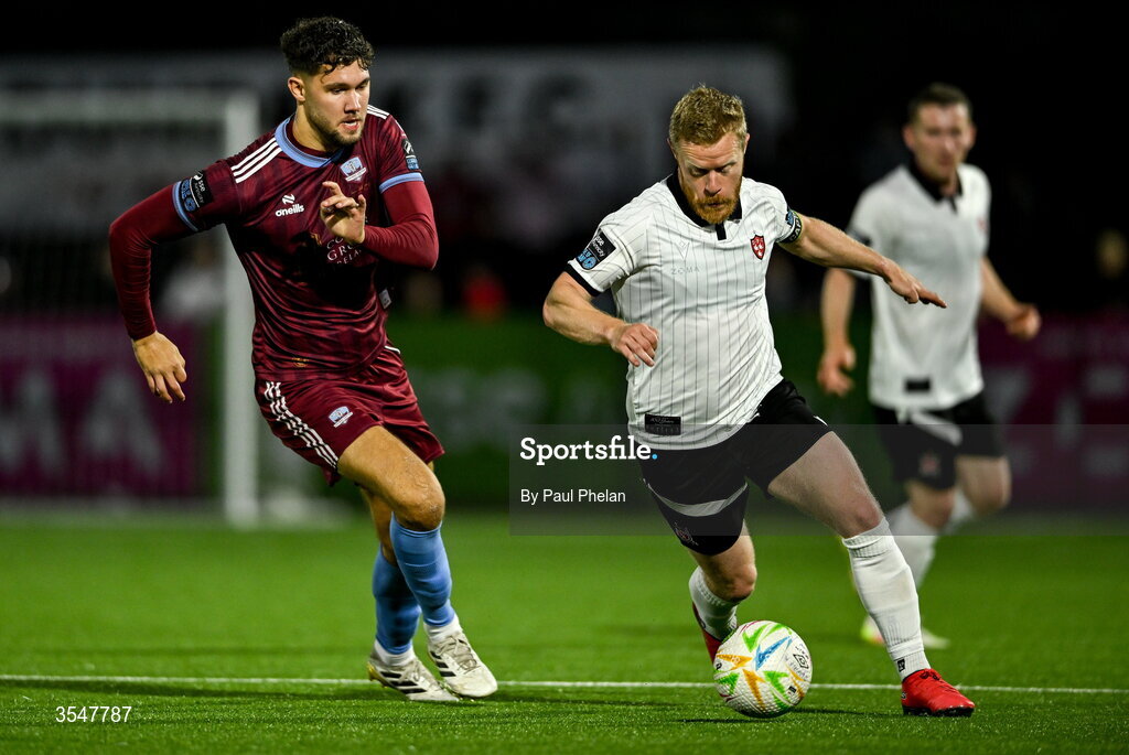 21 August 2026; Daryl Horgan of Dundalk in action against Matty Wolfe of Galway United during the SSE Airtricity Men’s Premier Division match between Dundalk and Galway United at Oriel Park in Dundalk, Louth. Photo by Paul Phelan/Sportsfile