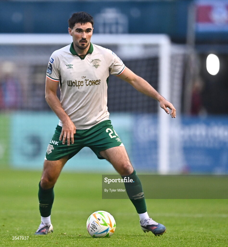 21 August 2026; Luke Turner of St Patrick's Athletic during the SSE Airtricity Men’s Premier Division match between Drogheda United and St Patrick's Athletic at Sullivan & Lambe Park in Drogheda, Louth. Photo by Tyler Miller/Sportsfile
