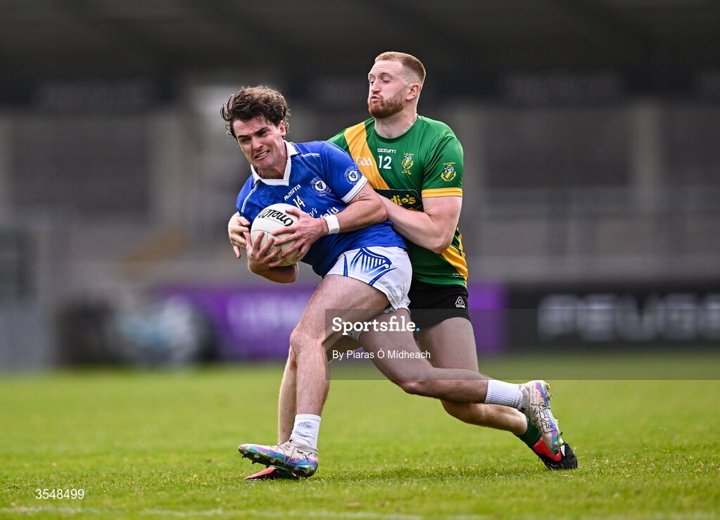 22 August 2026; Stephen Smith of Skerries Harps in action against Seán Farrelly of Thomas Davis during the PTSB Dublin Senior Club Football Championships Round 2 match between Skerries Harps and Thomas Davis at Parnell Park in Dublin. Photo by Piaras Ó Mídheach/Sportsfile