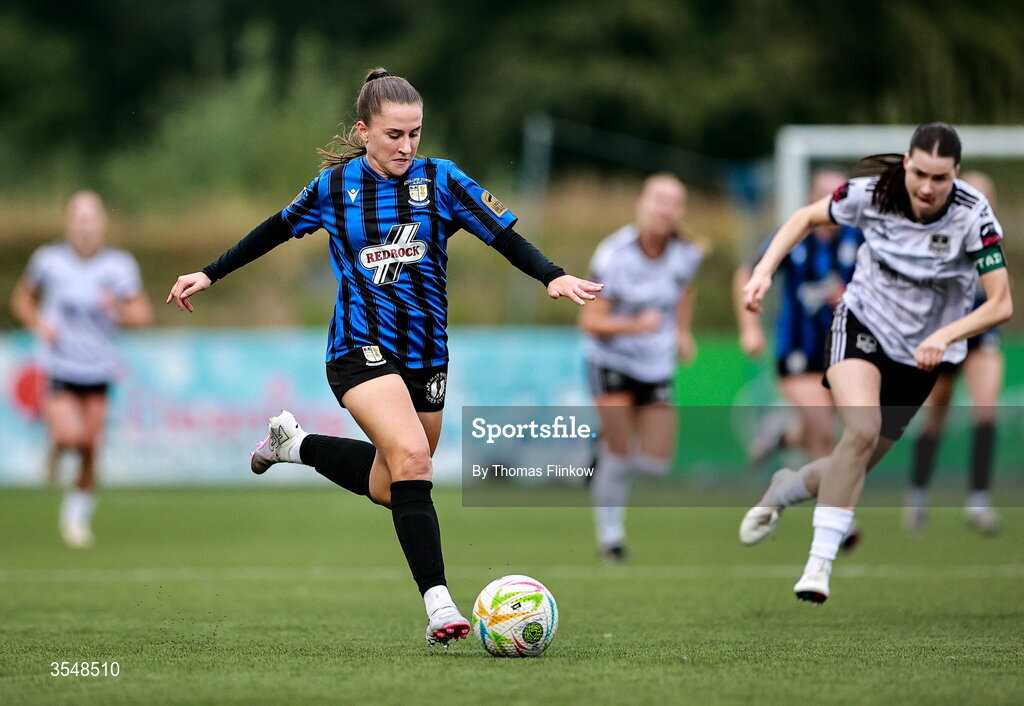 22 August 2026; Isabel Ryan of Athlone Town in action against Aoibheann Costello of Galway United during the Club Orange Women’s FAI Cup semi-final match between Athlone Town and Galway United at Athlone Town Stadium in Lissywollen, Athlone. Photo by Thomas Flinkow/Sportsfile