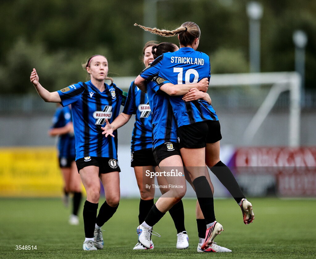 22 August 2026; Alexis Strickland of Athlone Town, right, celebrates with her teammates after scoring her side's first goal during the Club Orange Women’s FAI Cup semi-final match between Athlone Town and Galway United at Athlone Town Stadium in Lissywollen, Athlone. Photo by Thomas Flinkow/Sportsfile