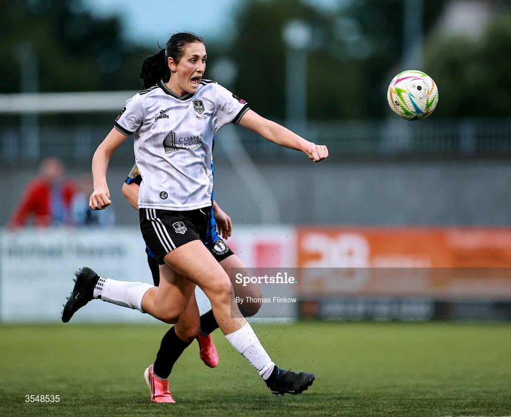22 August 2026; Ella Raimondi of Galway United in action against Alexis Strickland of Athlone Town during the Club Orange Women’s FAI Cup semi-final match between Athlone Town and Galway United at Athlone Town Stadium in Lissywollen, Athlone. Photo by Thomas Flinkow/Sportsfile