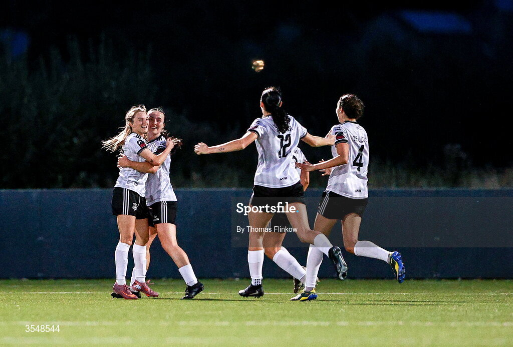 22 August 2026; Cara Griffin of Galway United, left, celebrates with her teammates after scoring her side's first goal during the Club Orange Women’s FAI Cup semi-final match between Athlone Town and Galway United at Athlone Town Stadium in Lissywollen, Athlone. Photo by Thomas Flinkow/Sportsfile