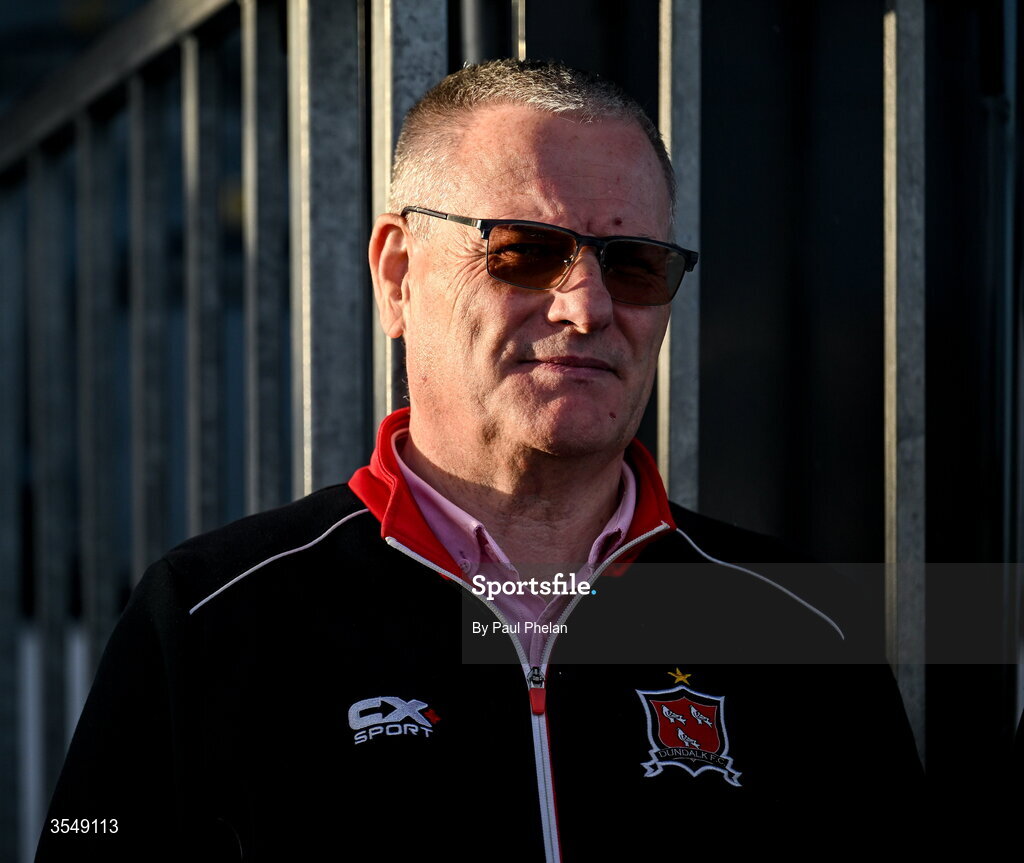 21 August 2026; A Dundalk supporter before the SSE Airtricity Men’s Premier Division match between Dundalk and Galway United at Oriel Park in Dundalk, Louth. Photo by Paul Phelan/Sportsfile