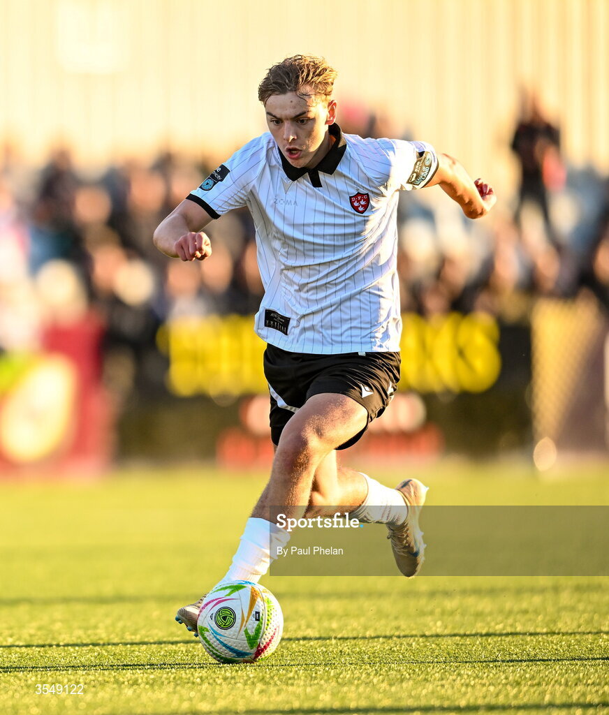 21 August 2026; Ronan Teahan of Dundalk during the SSE Airtricity Men’s Premier Division match between Dundalk and Galway United at Oriel Park in Dundalk, Louth. Photo by Paul Phelan/Sportsfile