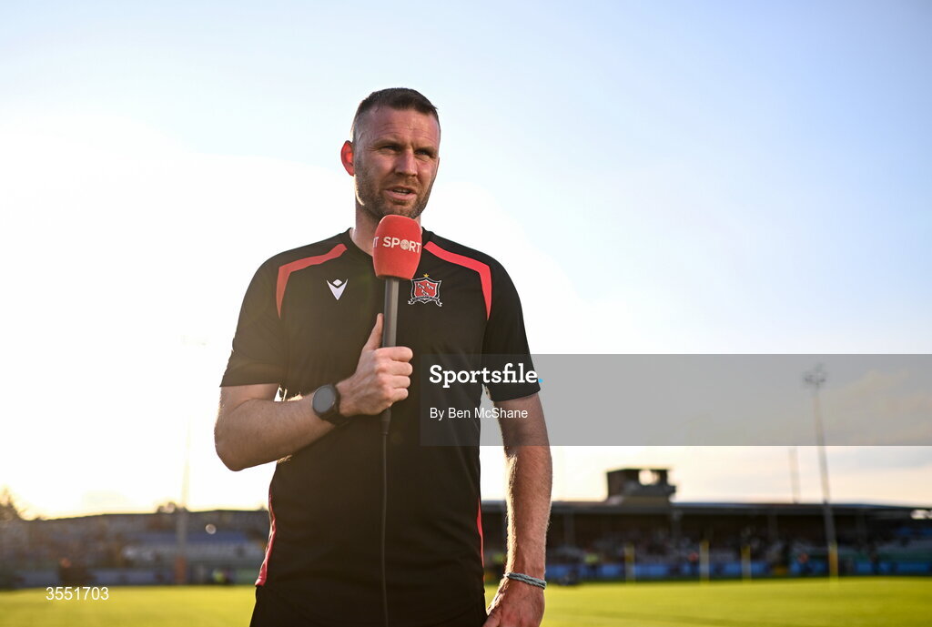 28 August 2026; Dundalk manager Ciaran Kilduff is interviewed by Virgin Media Sport before the SSE Airtricity Men’s Premier Division match between Drogheda United and Dundalk at Sullivan & Lambe Park in Drogheda, Louth. Photo by Ben McShane/Sportsfile