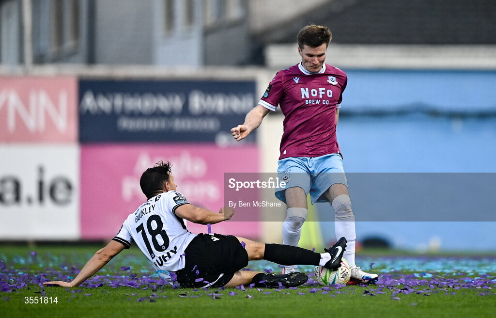 28 August 2026; Conor Kane of Drogheda United is tackled by Keith Buckley of Dundalk during the SSE Airtricity Men’s Premier Division match between Drogheda United and Dundalk at Sullivan & Lambe Park in Drogheda, Louth. Photo by Ben McShane/Sportsfile