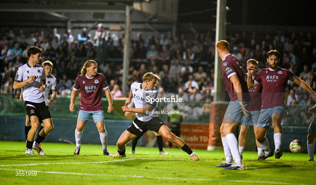 28 August 2026; Ronan Teahan of Dundalk scores his side's second goal during the SSE Airtricity Men’s Premier Division match between Drogheda United and Dundalk at Sullivan & Lambe Park in Drogheda, Louth. Photo by Ben McShane/Sportsfile