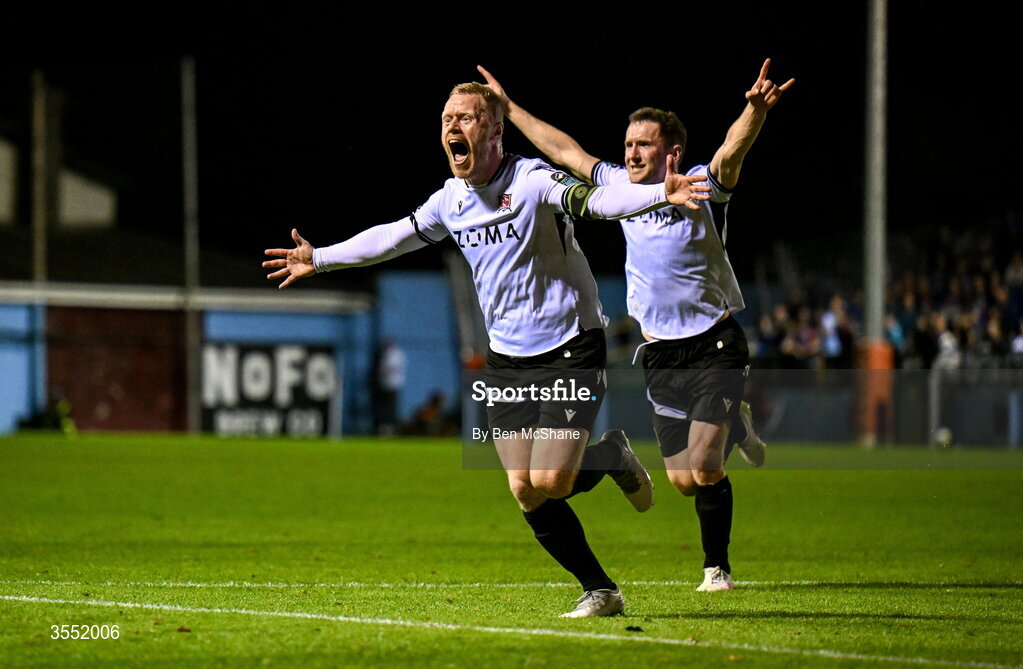 28 August 2026; Daryl Horgan of Dundalk celebrates with teammate Bobby Burns, right, after scoring their side's third goal  during the SSE Airtricity Men’s Premier Division match between Drogheda United and Dundalk at Sullivan & Lambe Park in Drogheda, Louth. Photo by Ben McShane/Sportsfile