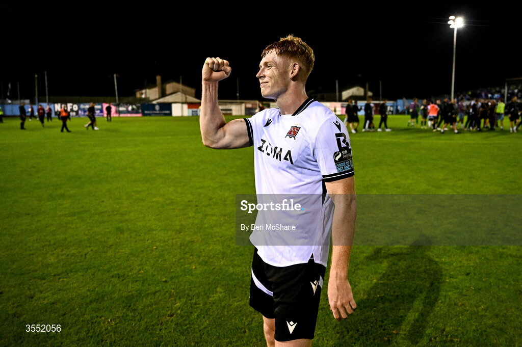 28 August 2026; Cian Dillon of Dundalk celebrates after the SSE Airtricity Men’s Premier Division match between Drogheda United and Dundalk at Sullivan & Lambe Park in Drogheda, Louth. Photo by Ben McShane/Sportsfile
