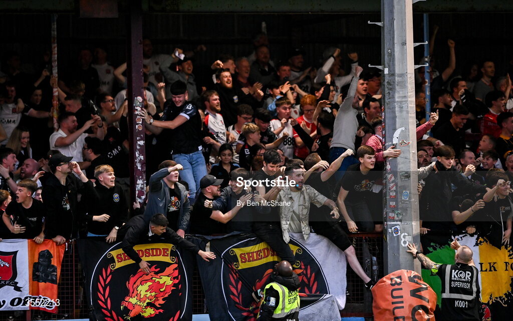 28 August 2026; Dundalk supporters during the SSE Airtricity Men’s Premier Division match between Drogheda United and Dundalk at Sullivan & Lambe Park in Drogheda, Louth. Photo by Ben McShane/Sportsfile