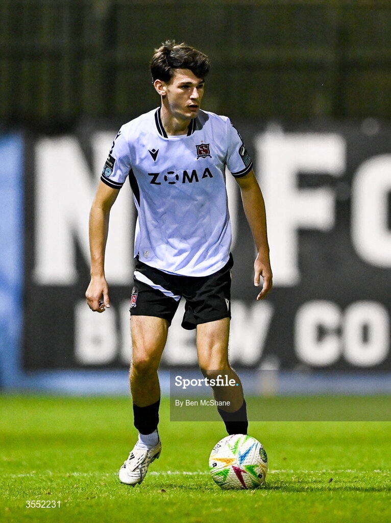 28 August 2026; Shane Tracey of Dundalk during the SSE Airtricity Men’s Premier Division match between Drogheda United and Dundalk at Sullivan & Lambe Park in Drogheda, Louth. Photo by Ben McShane/Sportsfile