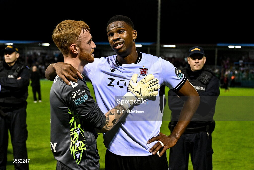 28 August 2026; Dundalk goalkeeper Enda Minogue, left, and Mayowa Animasahun of Dundalk celebrate after the SSE Airtricity Men’s Premier Division match between Drogheda United and Dundalk at Sullivan & Lambe Park in Drogheda, Louth. Photo by Ben McShane/Sportsfile